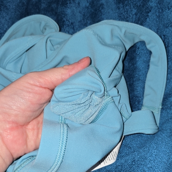 Lululemon Athletica Teal Align Top Sz 6 - Picture 6 of 7